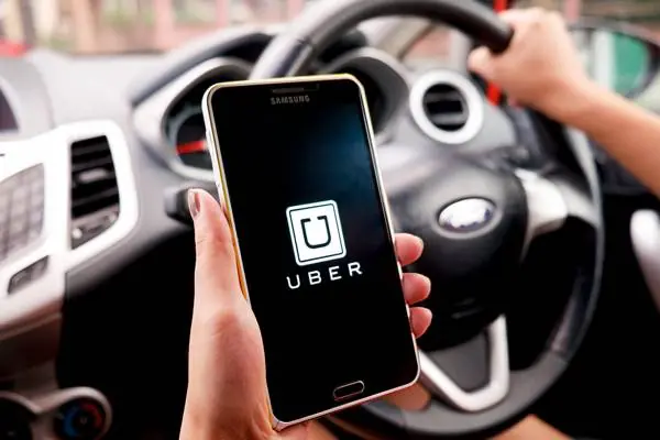 15 conductores de Uber y sus situaciones más extrañas