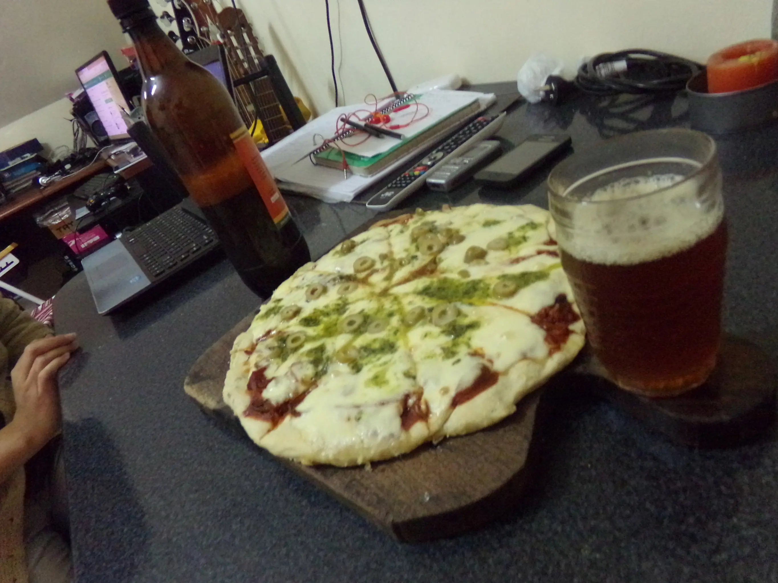 pizzas pizzas