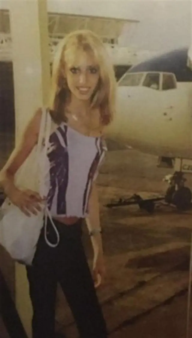Increible foto de Vicky Xipolitakis anorexica