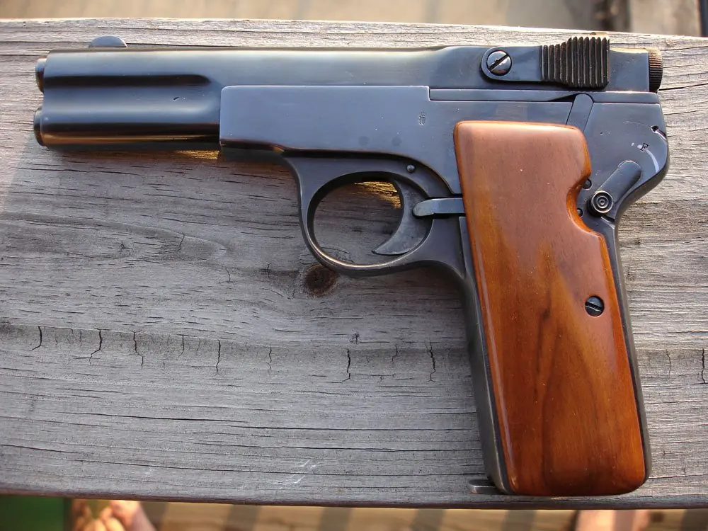 13 armas