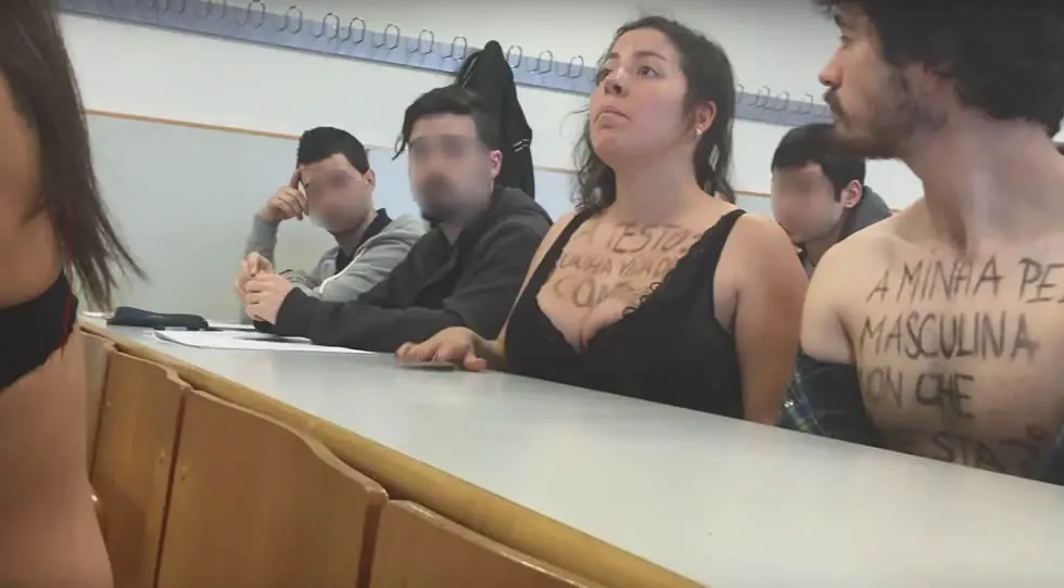La USC inicia un expediente disciplinario contra el...