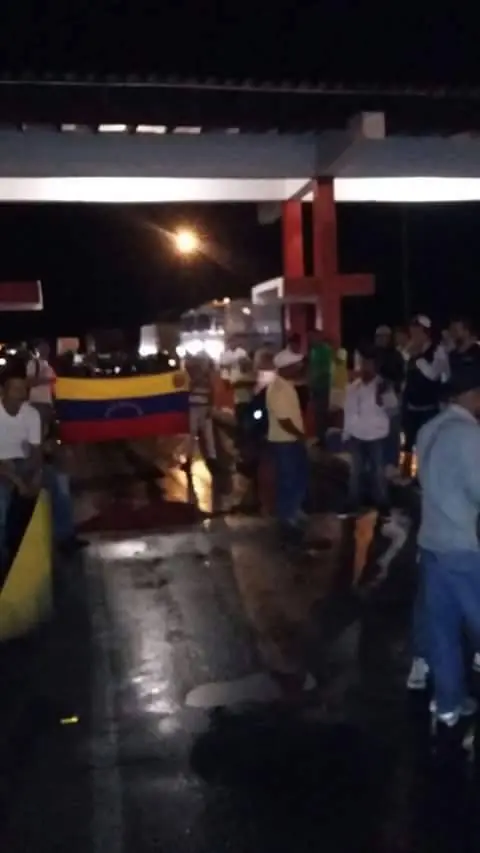 NO NOS CANCELARAN EL PASO NO NOS CANCELARAN EL PASO