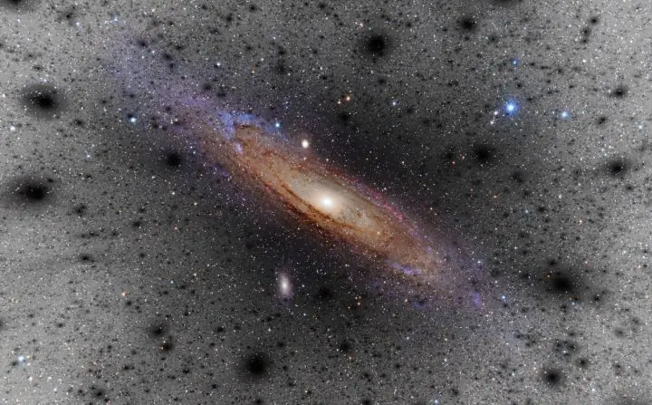 Los Astrónomos Son Testigos De Una Estrella Colapsando...