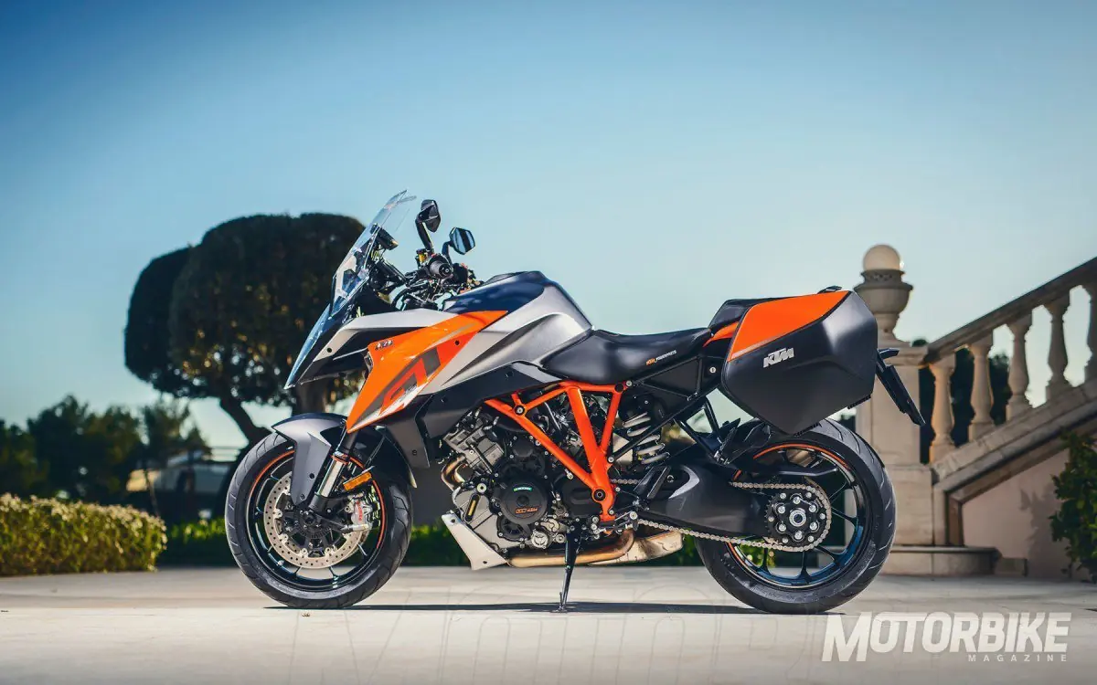 KTM 1290 Super Duke GT: todo lo que tenes que saber