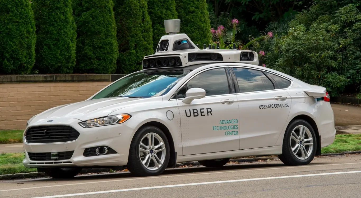Los primeros coches autónomos de Uber arrancan en Pittsburgh