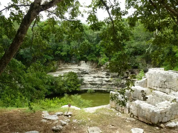 cenotes