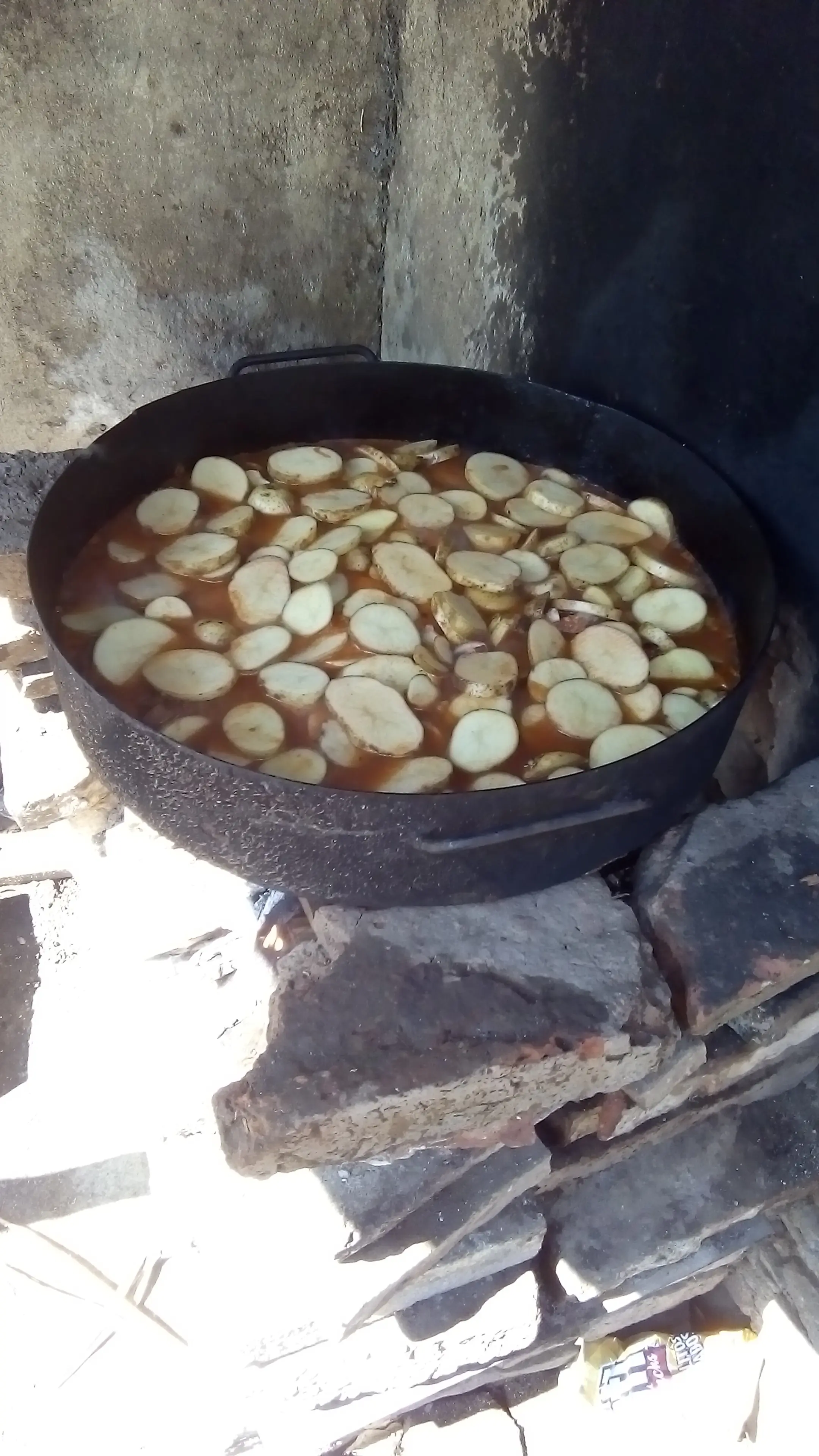 por 250 pesos comimos 12