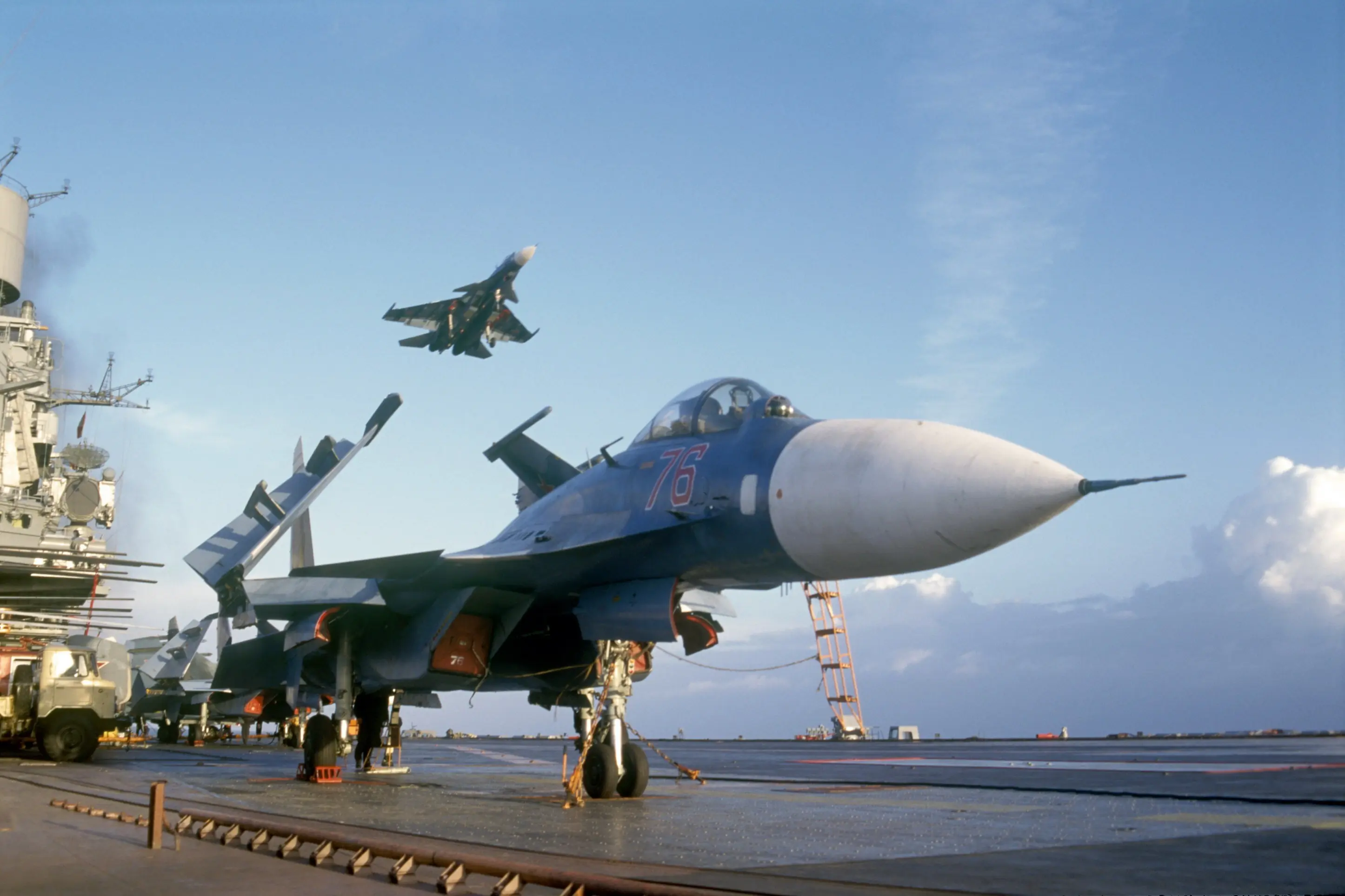 Sukhoi su33 Sukhoi su33