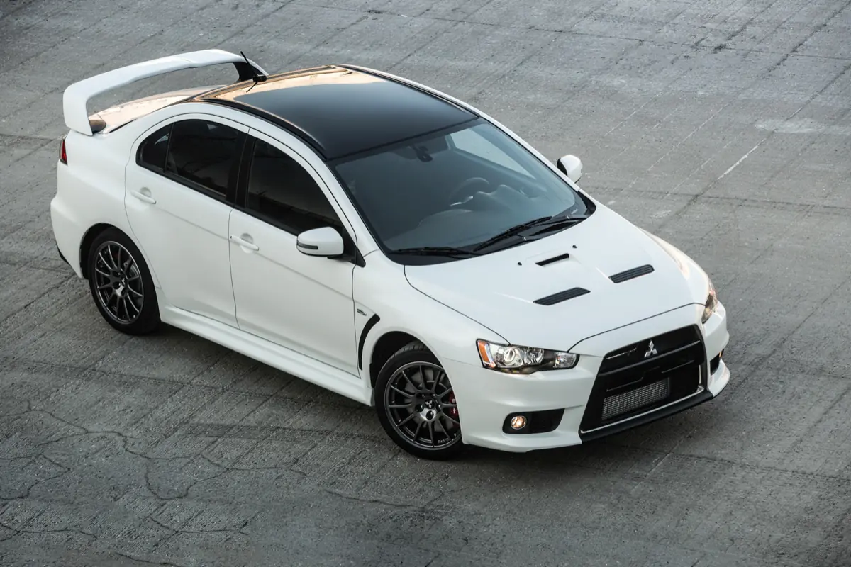 en venta un Mitsubishi Lancer Evo X con 303cv y 413nm de par