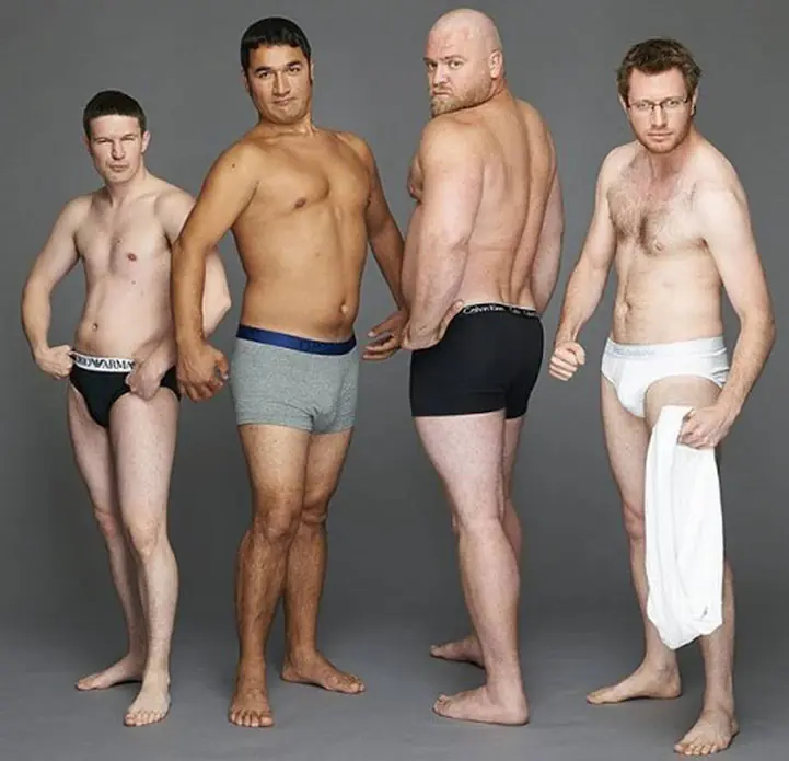 como se ve un hombre “PROMEDIO” cuando posa como un modelo