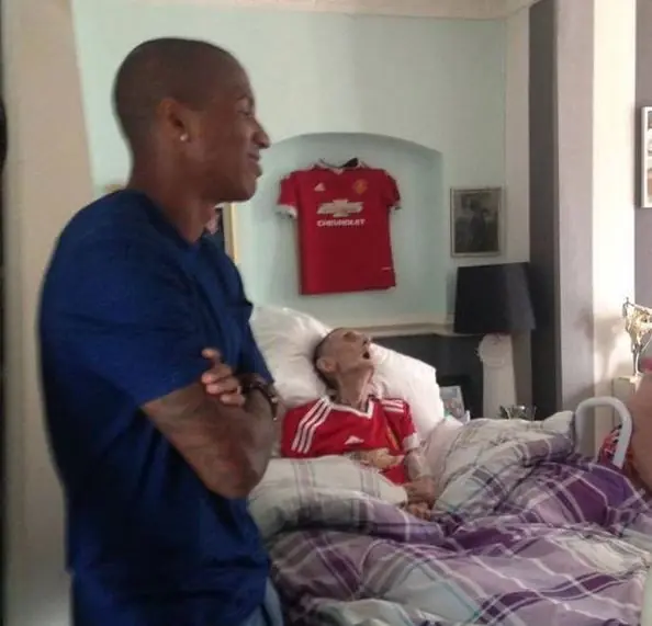 Tenía un último deseo ver a sus héroes del Manchester United