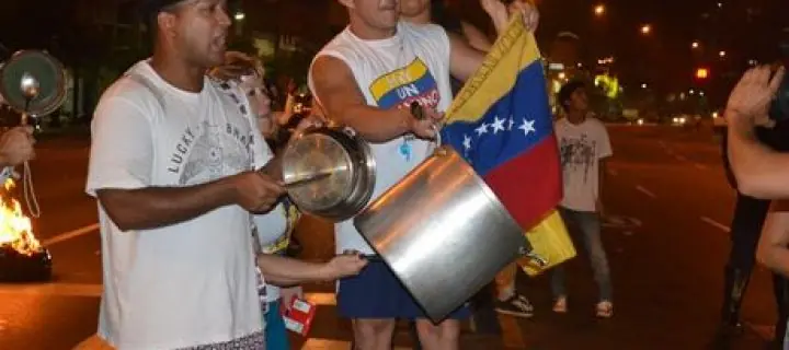 Se convoca cacerolazo nacional este jueves 1S a las 8pm