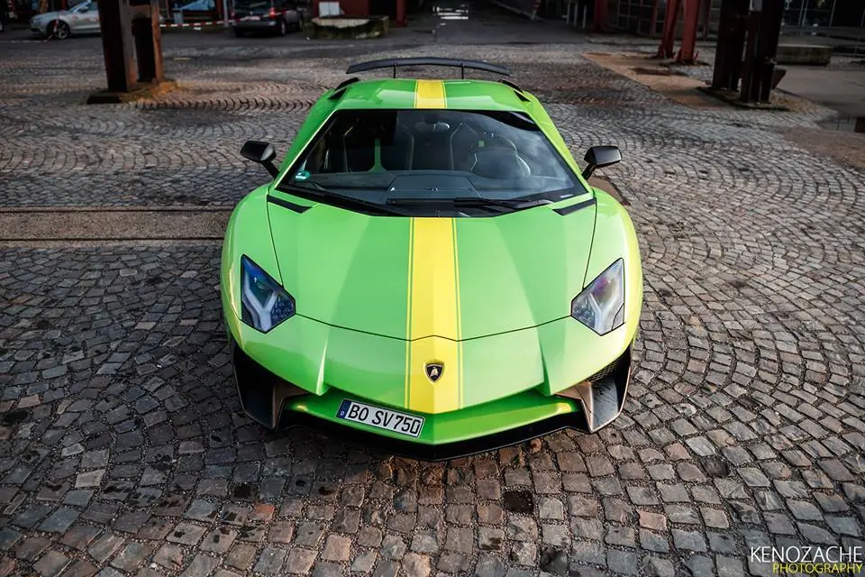 aventador sv