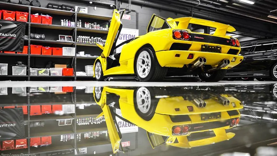 +5 si te gusta Ferrari y Lamborghini