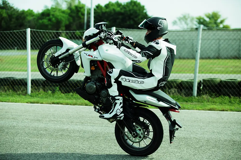 Nueva Benelli TNT300