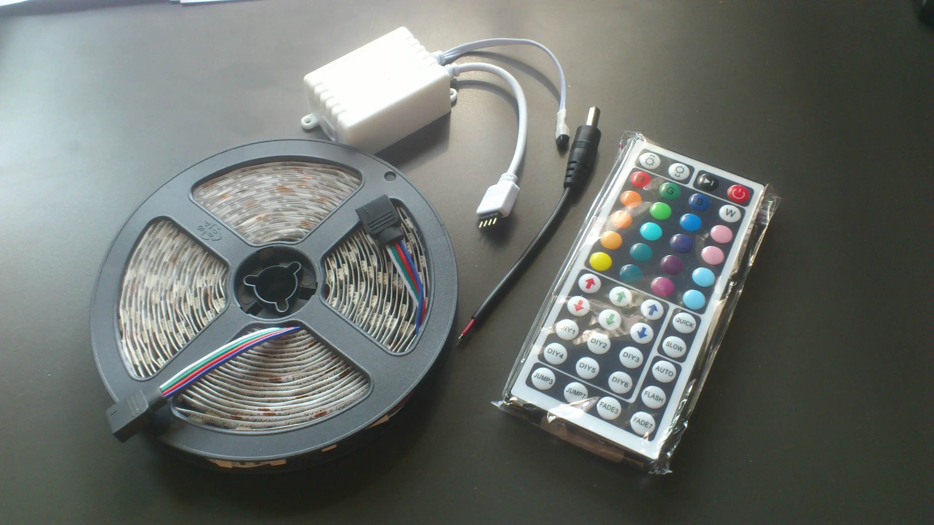 Instalar luces Led en tu Pc (Gabinete)