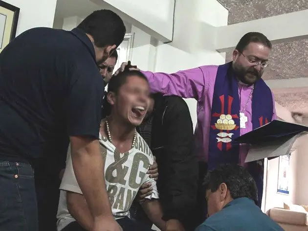 La Escuela de Exorcismo del Vaticano La Escuela de Exorcismo del Vaticano