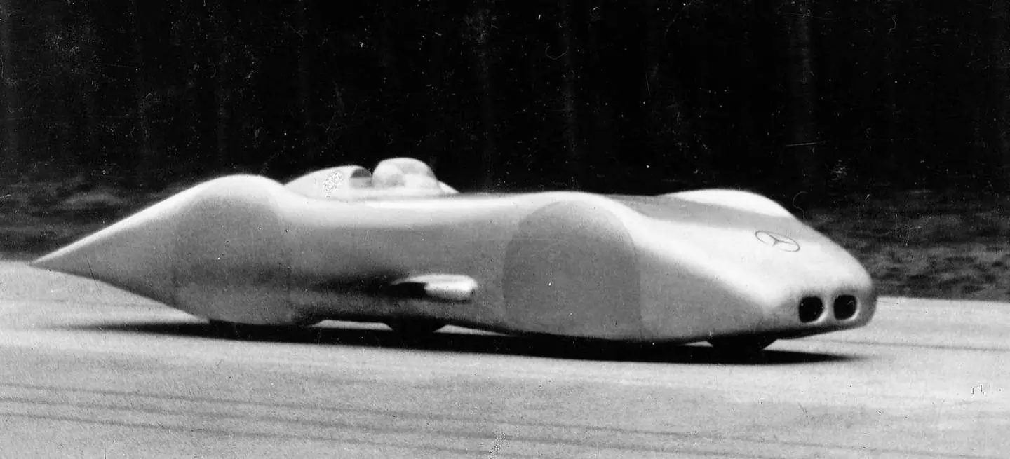 El récord eterno de Rudolph Caracciola:Autos de Hitler