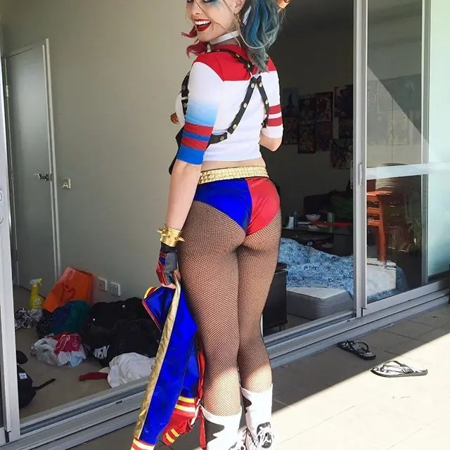 cosplayer