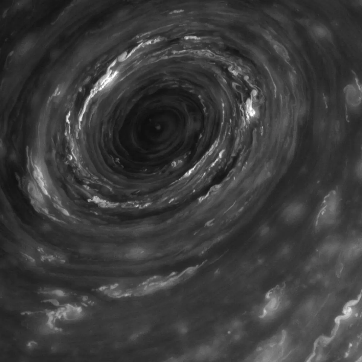 Imágenes de Saturno tomadas por sonda Cassini