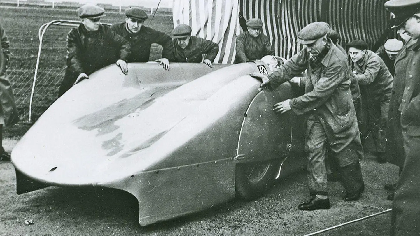 El récord eterno de Rudolph Caracciola:Autos de Hitler