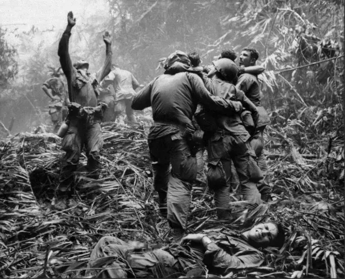 20 Fotos perdidas e impresionantes de la Guerra de Vietnam. 20 Fotos perdidas e impresionantes de la Guerra de Vietnam.