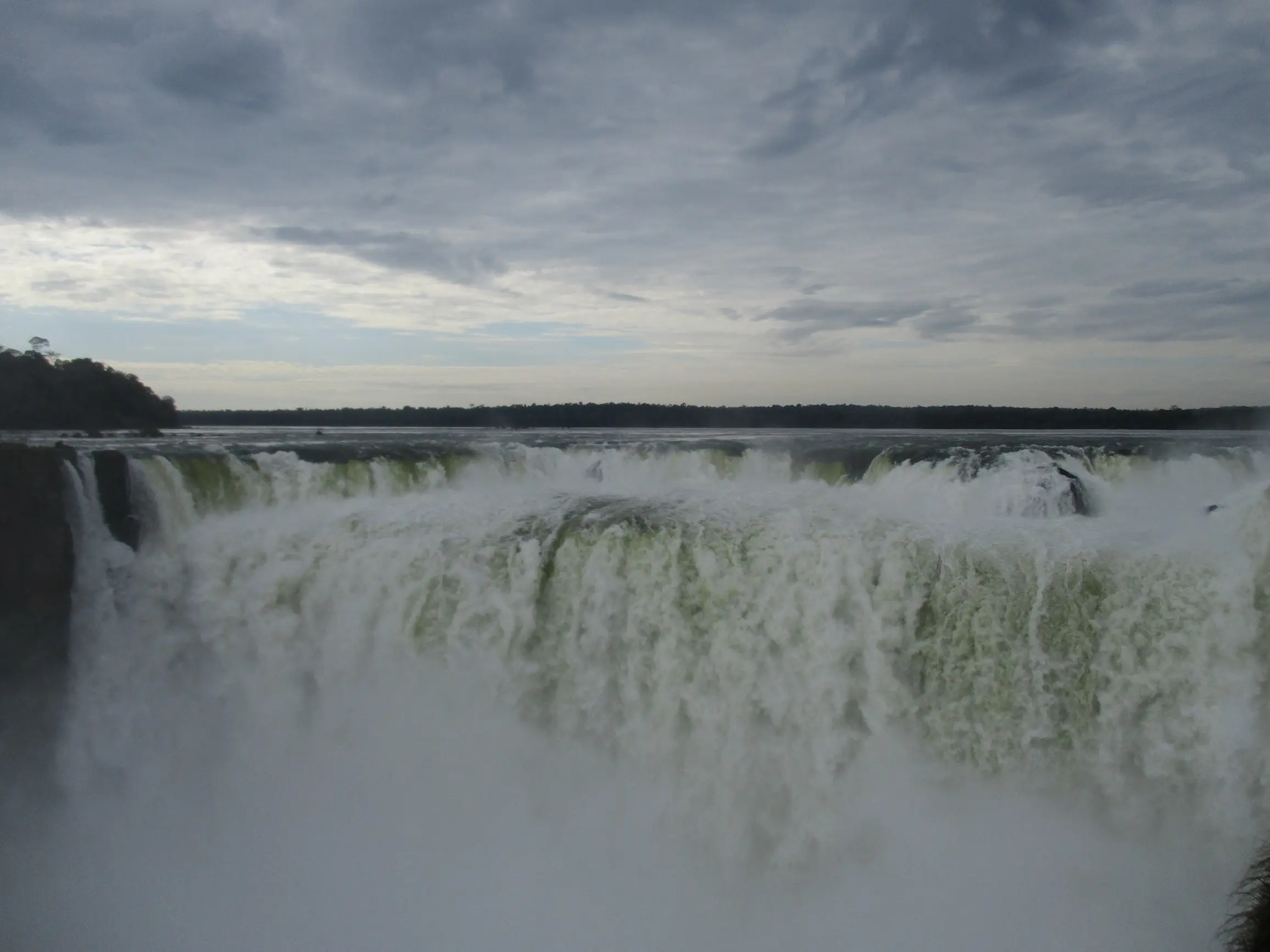 Cataratas del Iguazú, una Maravilla Natural del Mundo