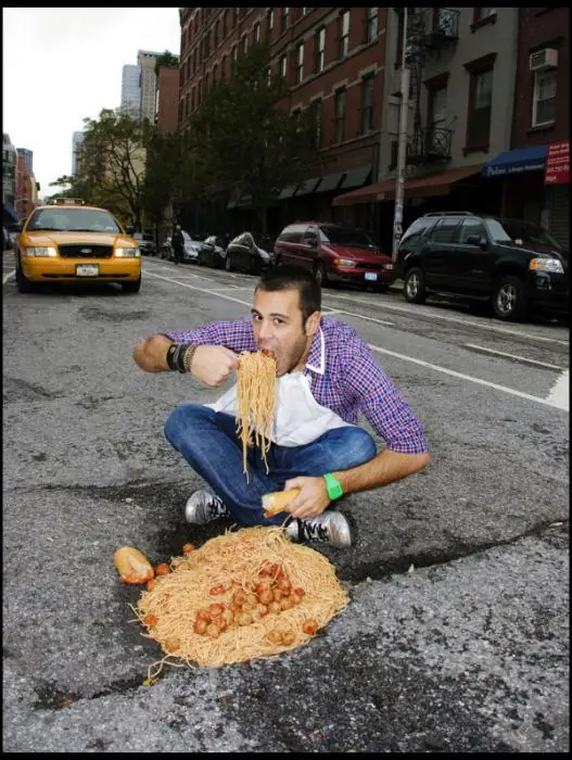 hay pozos en la calle ? mira lo que podes hacer