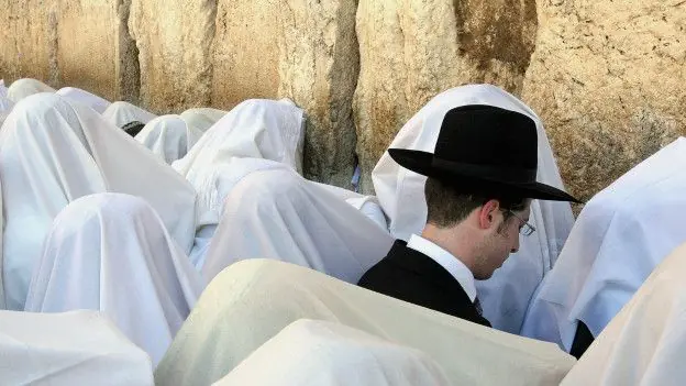 y palestinos y palestinos