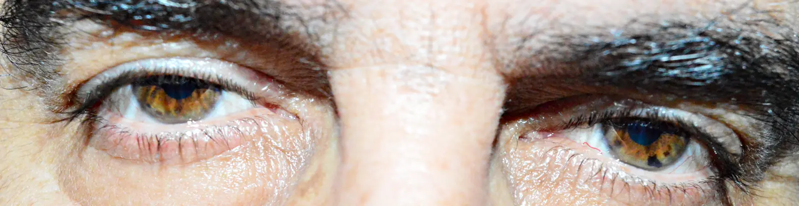 ojos verdes