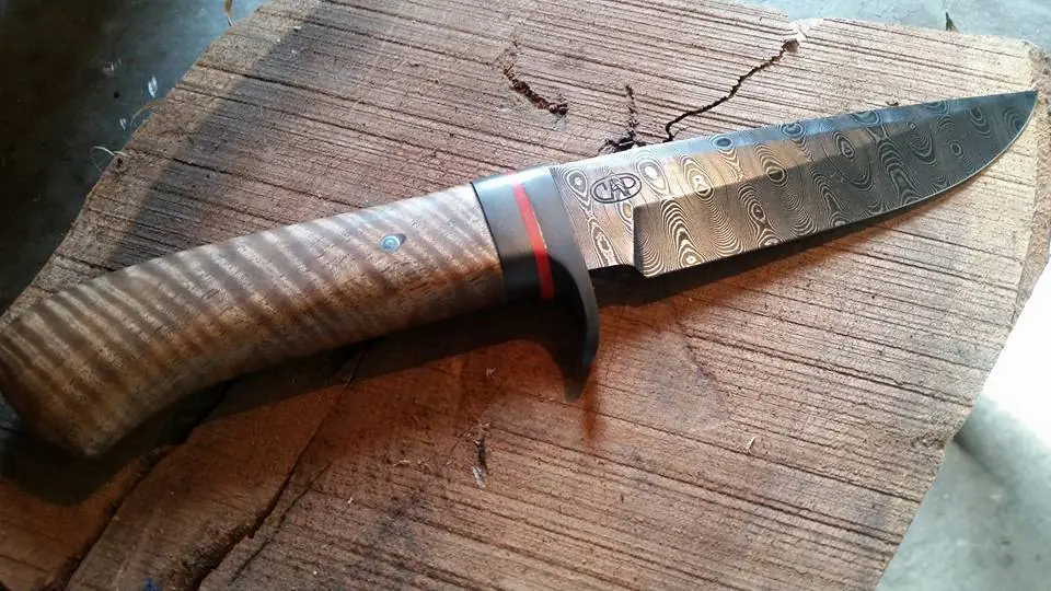 Cuchillos Artesanales.