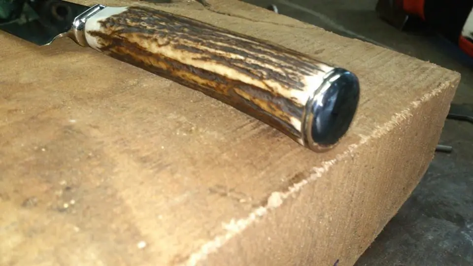 Cuchillos Artesanales.