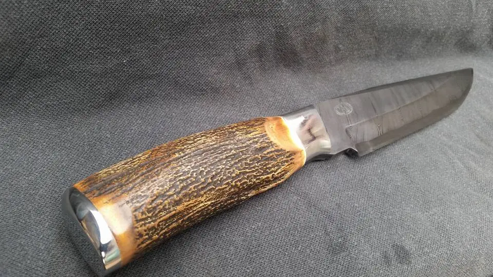 Cuchillos Artesanales.