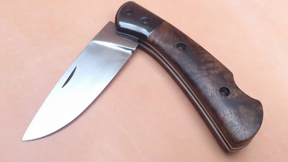 Cuchillos Artesanales.