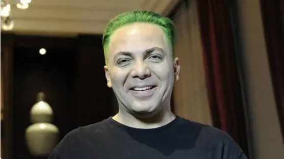 Cristian Castro le copia el look a su ídolo