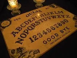Los secretos de los médiums, aliens, muertos, etc.