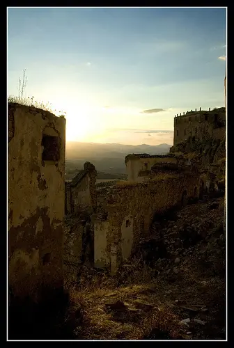 ciudades fantasmas , olvidadas y despobladas [hipermegapost]