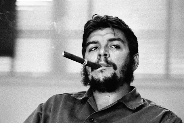 La verdadera historia del asesino Ernesto ''Che'' Guevara La verdadera historia del asesino Ernesto ''Che'' Guevara