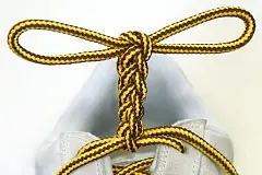 ...18 maneras de atar tus cordones... ...18 maneras de atar tus cordones...