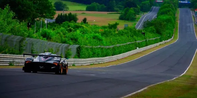 Nürburgring se librará de límites de velocidad en 2016