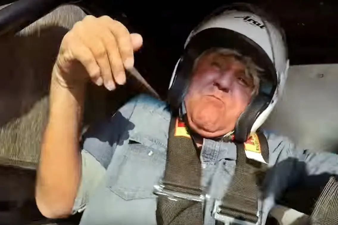 El 2.500CV Hemi Under Glass de Jay Leno da un vuelco