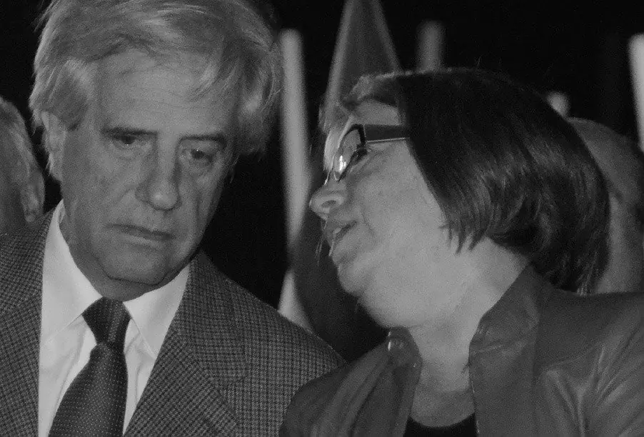 La hipocresía del Frente Amplio - Jorge Azar