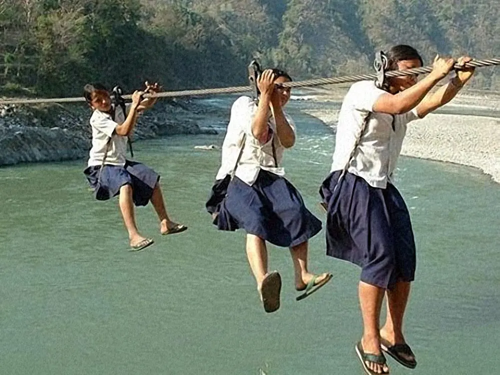 Tirolina Nepalí