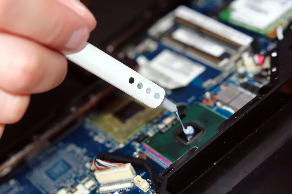 limpiar notebook por dentro