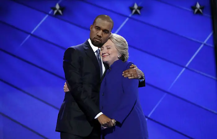 Photoshoppers se burlaron del Pdte Barack Obama y Hilary C. Photoshoppers se burlaron del Pdte Barack Obama y Hilary C.