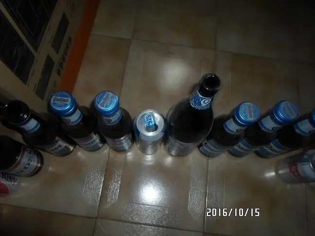 Latas de Cerveza y Algo mas ..