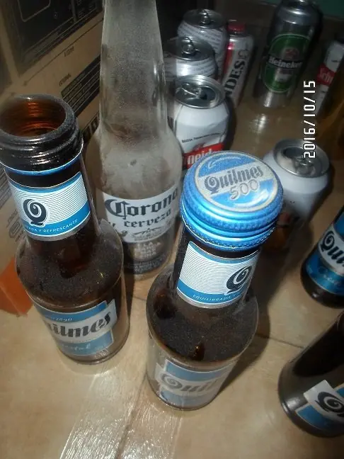 Latas de Cerveza y Algo mas ..