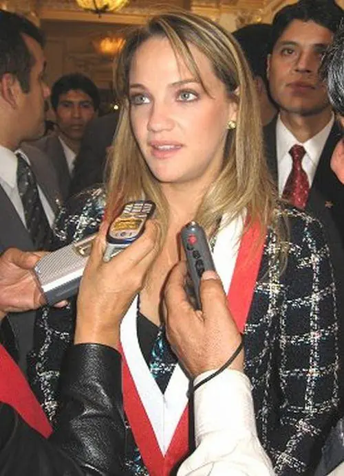 mujer mujer