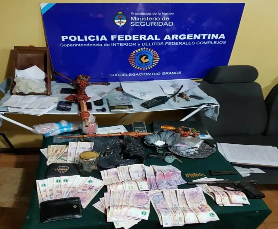 Dos detenidos con droga lista para vender