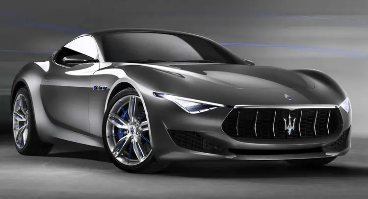 Ferrari y Maserati construirán casa matriz en Chile